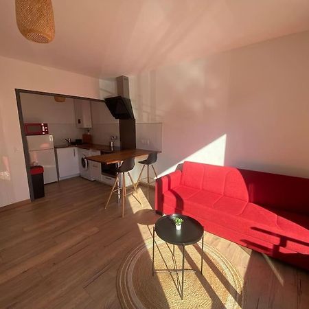 Studio Moderne Et Cosy Avec Balcon Et Parking Apartment Perigueux Exterior photo